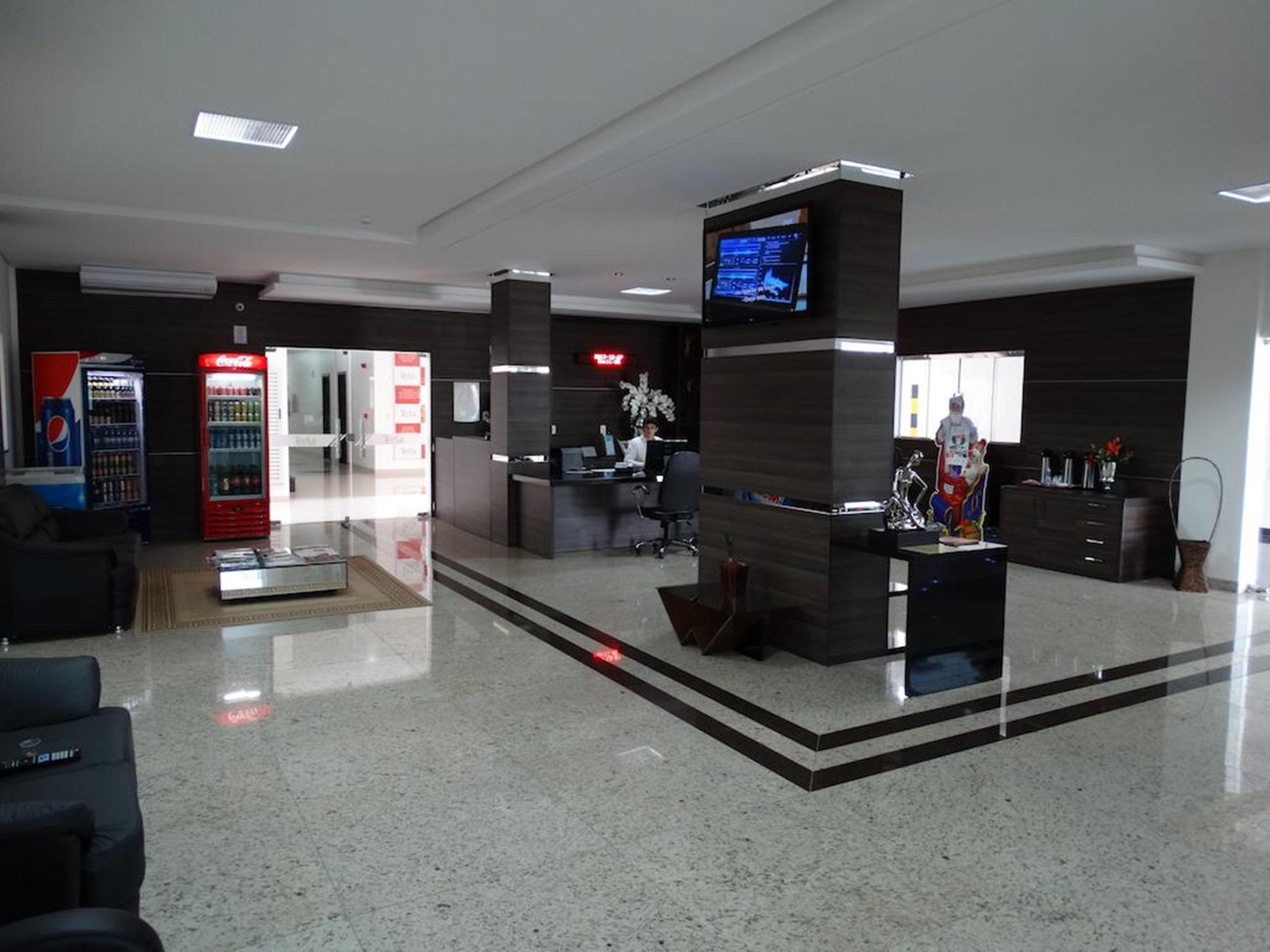 Tezla Hotel 东普里马韦拉 外观 照片