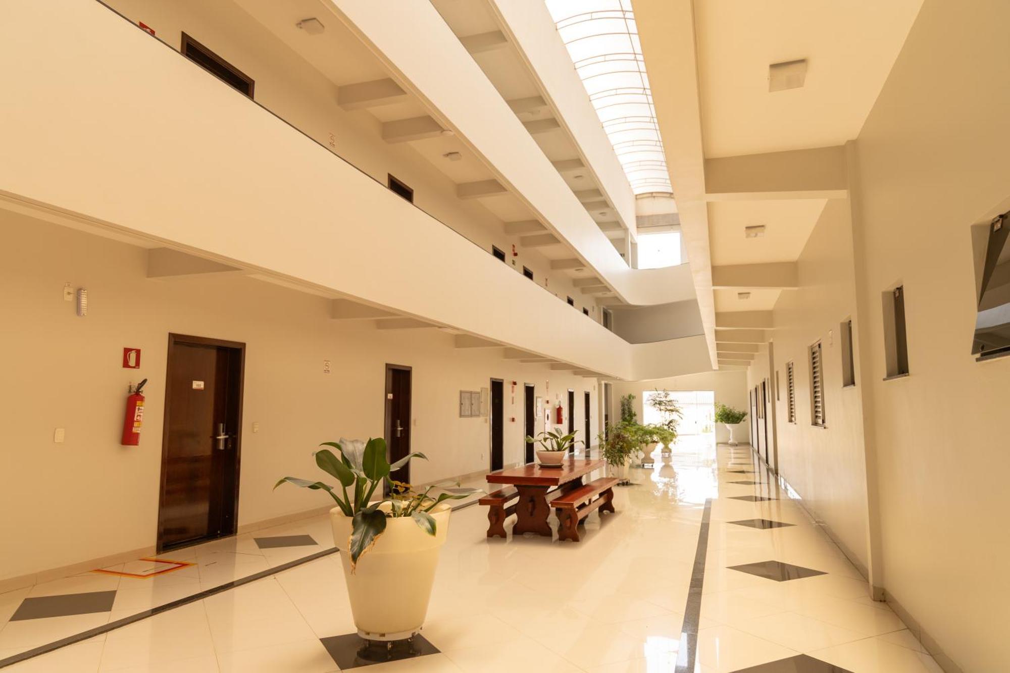 Tezla Hotel 东普里马韦拉 外观 照片